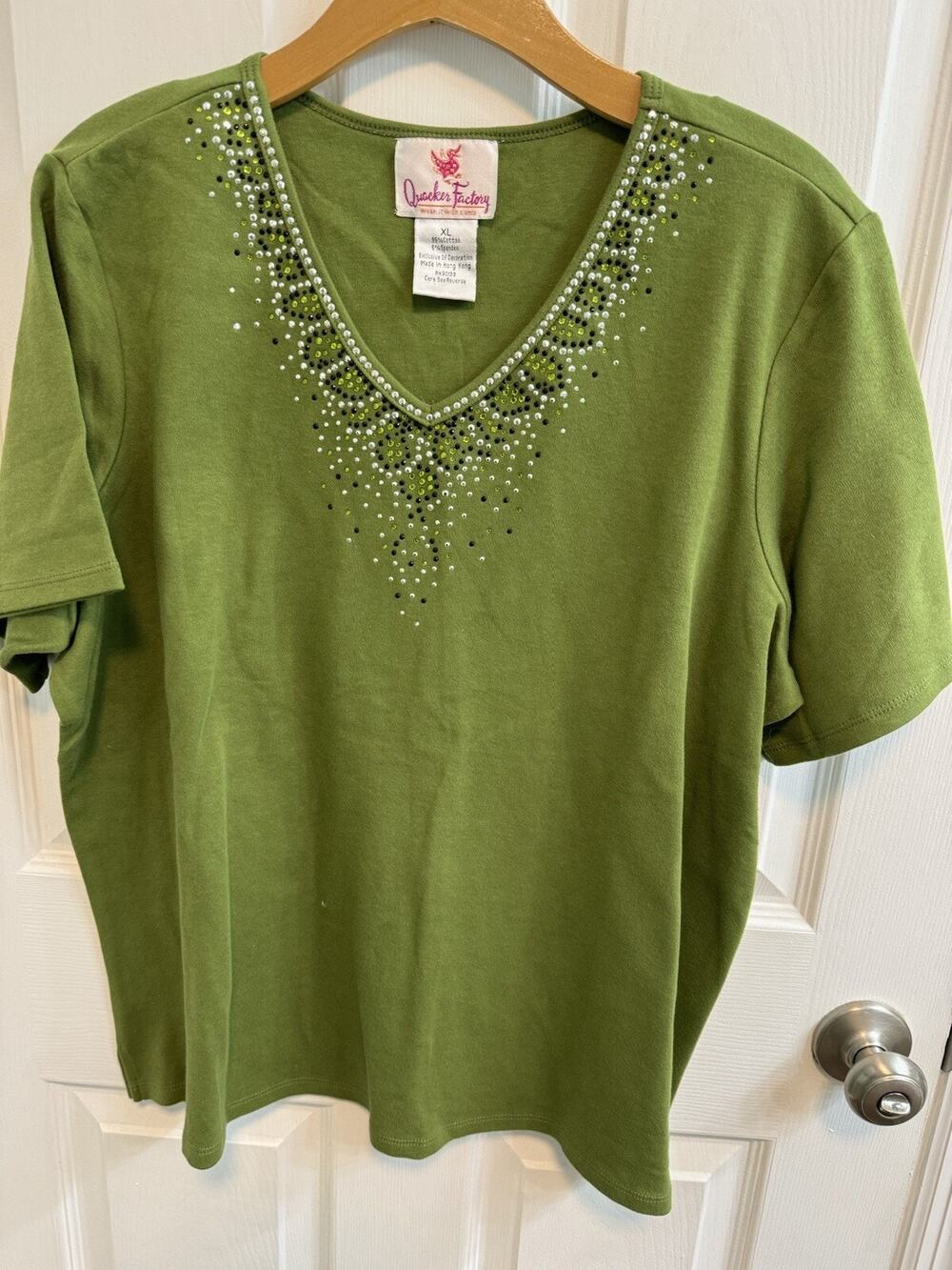 Quacker Factory 1X Green Top Tee Rhinestone Design At V-Neck Cotton Blend